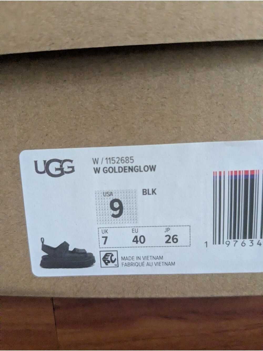New Ugg Goldenglow Sandals Size 9Color black - Picture 12 of 12